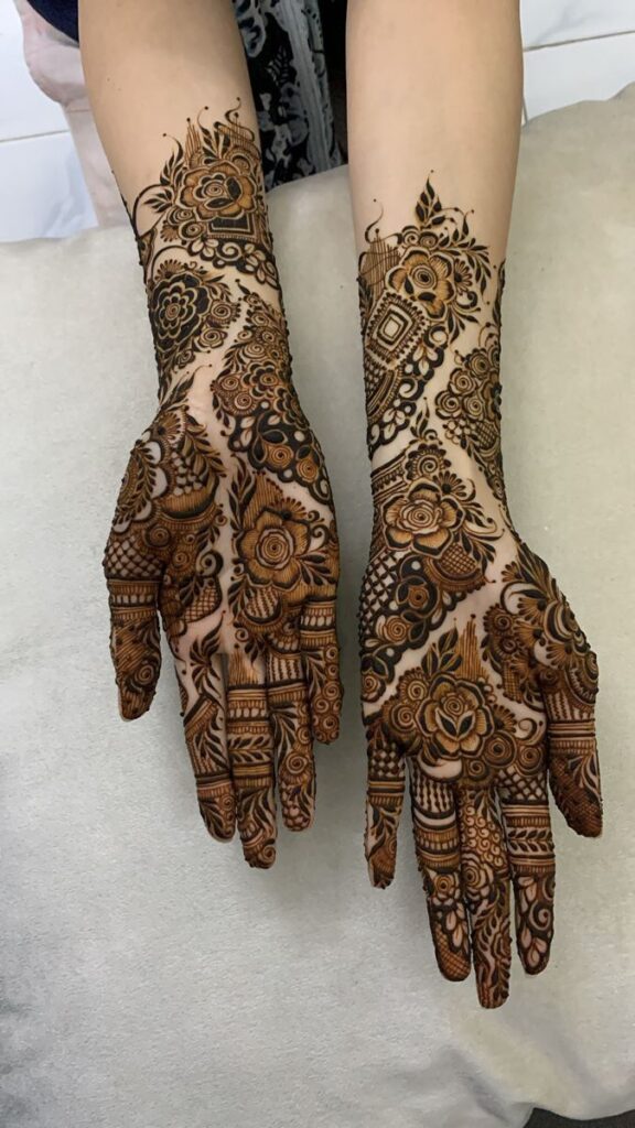 Stylish Mehandi Design