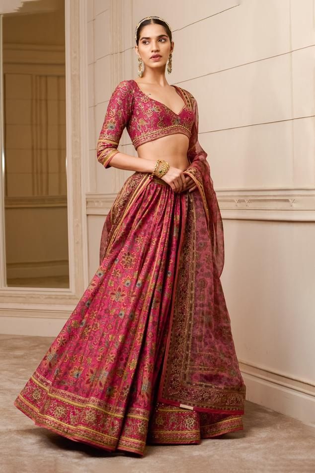 embroidered bridal lehenga