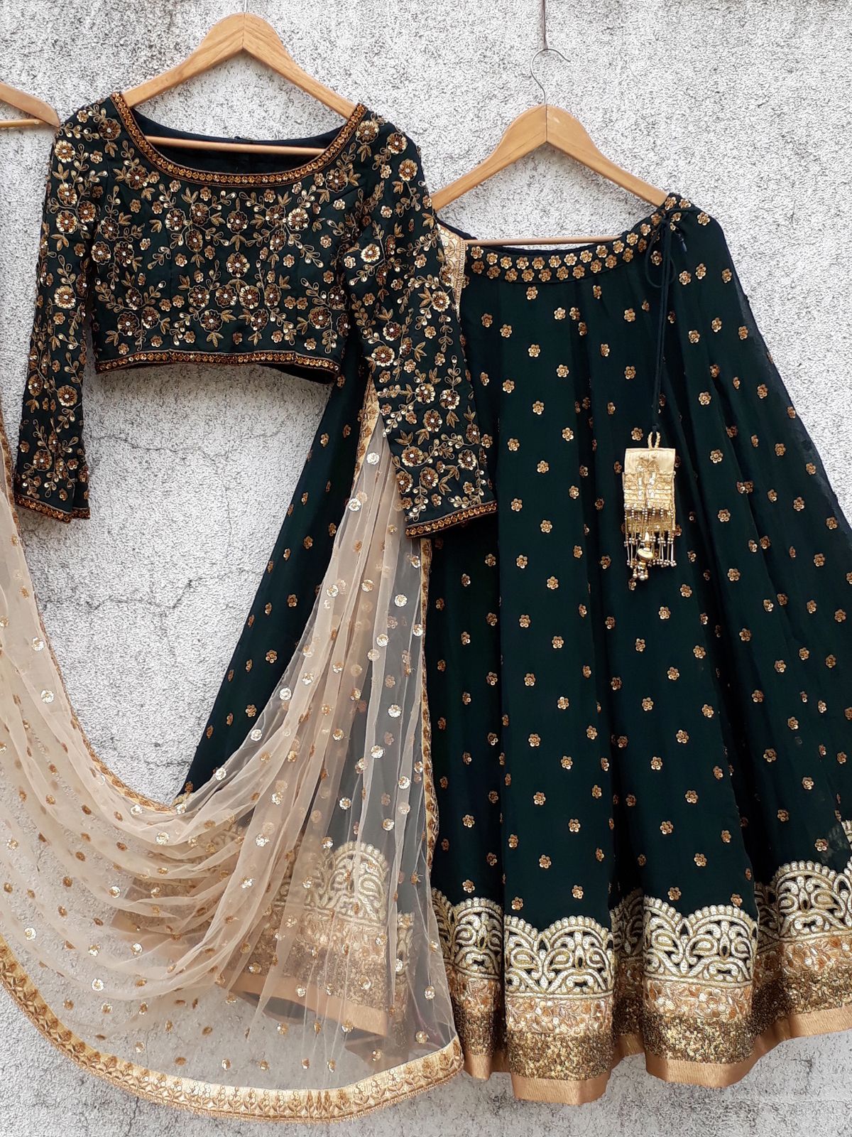 embroidered bridal lehenga