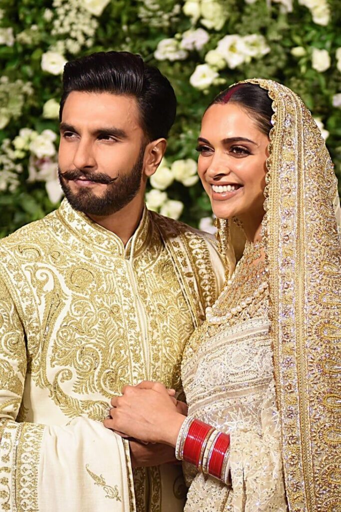 This Bollywood Actress Wore Not 1 but 5 Jaw-Dropping Wedding Outfits