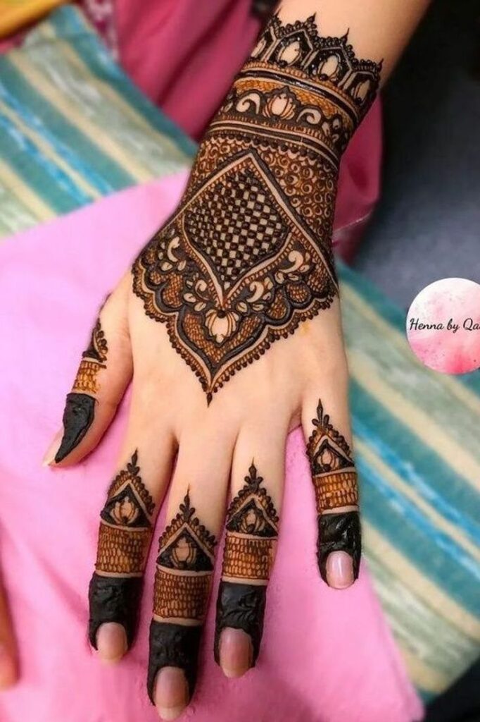 Top Arabic mehndi designs | Latest bridal Arabic mehendi design images.