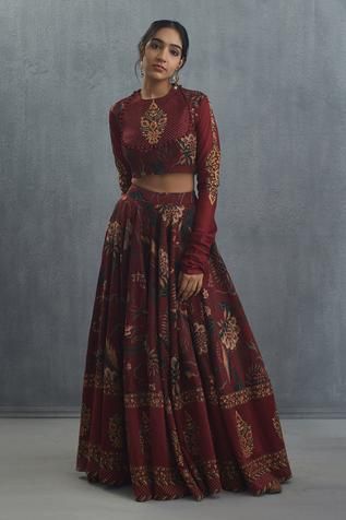 Torani Bhura Anardan Cheent Lehenga Set | Women, Lehengas, Bridal Lehengas, Classic Lehengas, Printed Lehengas, Maroon, Floral, Handwoven Chanderi, Round, Gathered Sleeves