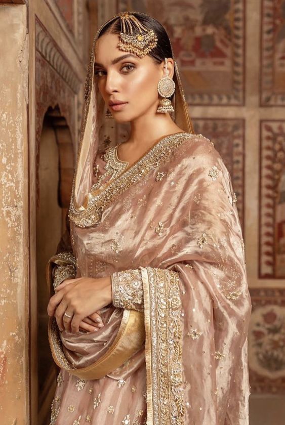 Traditional and beautiful bridal dresses for this wedding season