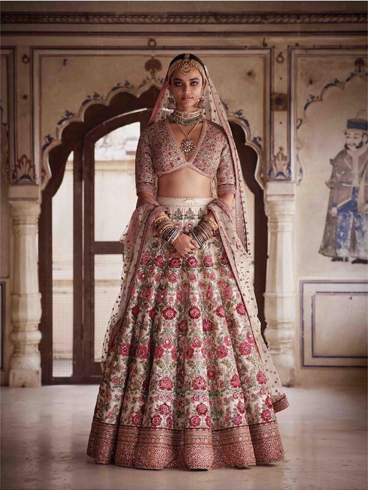 embroidered bridal lehenga