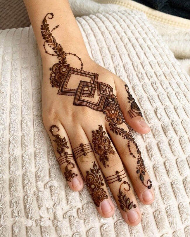 Udaipur Mehndi Design Images Pictures (Ideas)