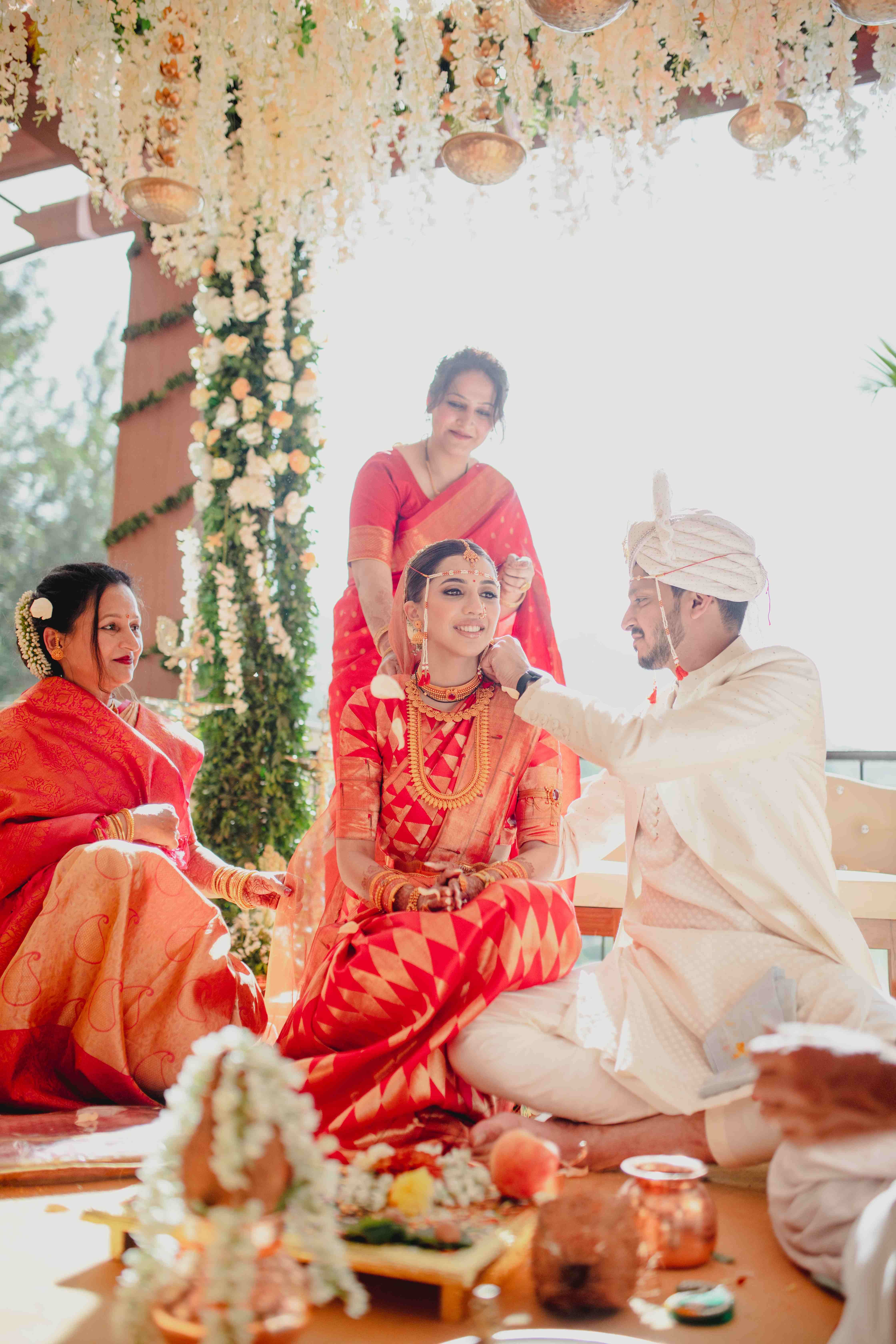 Vedhika & Kamlesh’s Maharashtrian Wedding Will Leave You Awestruck! – ShaadiWish