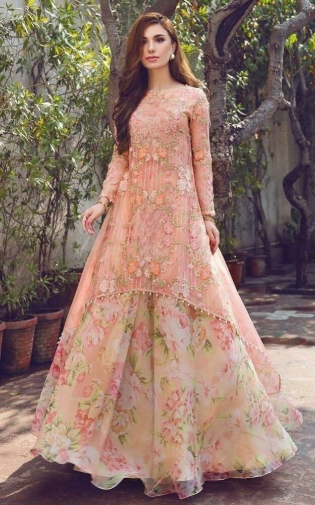 embroidered bridal lehenga