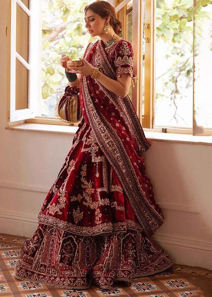 embroidered bridal lehenga