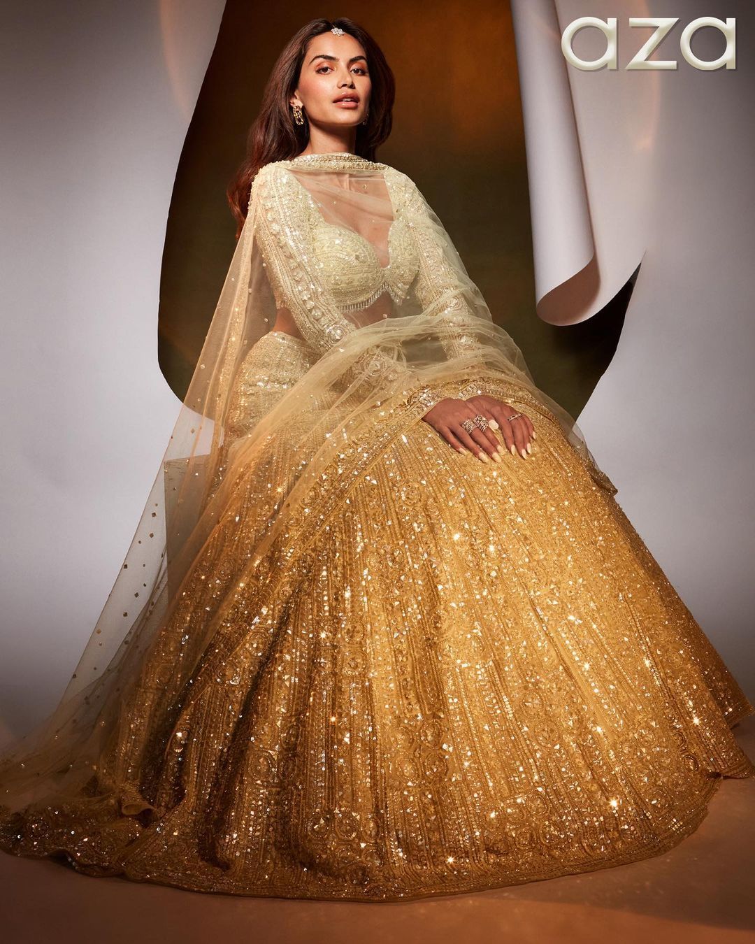 embroidered bridal lehenga