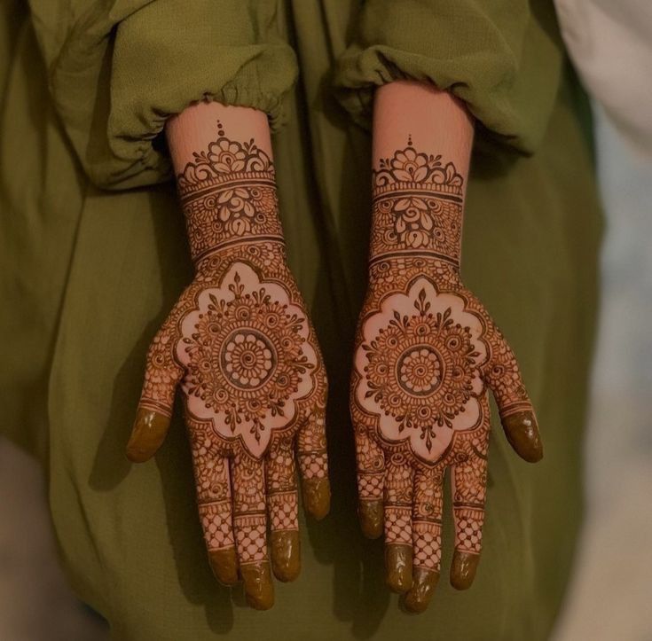 bridal mehndi