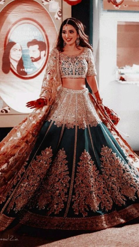 embroidered bridal lehenga