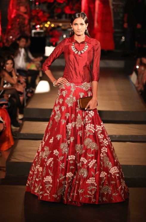 embroidered bridal lehenga