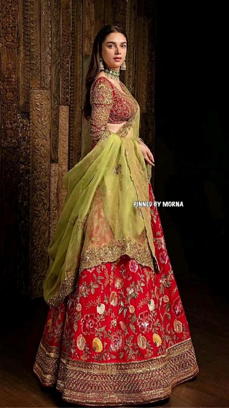 embroidered bridal lehenga