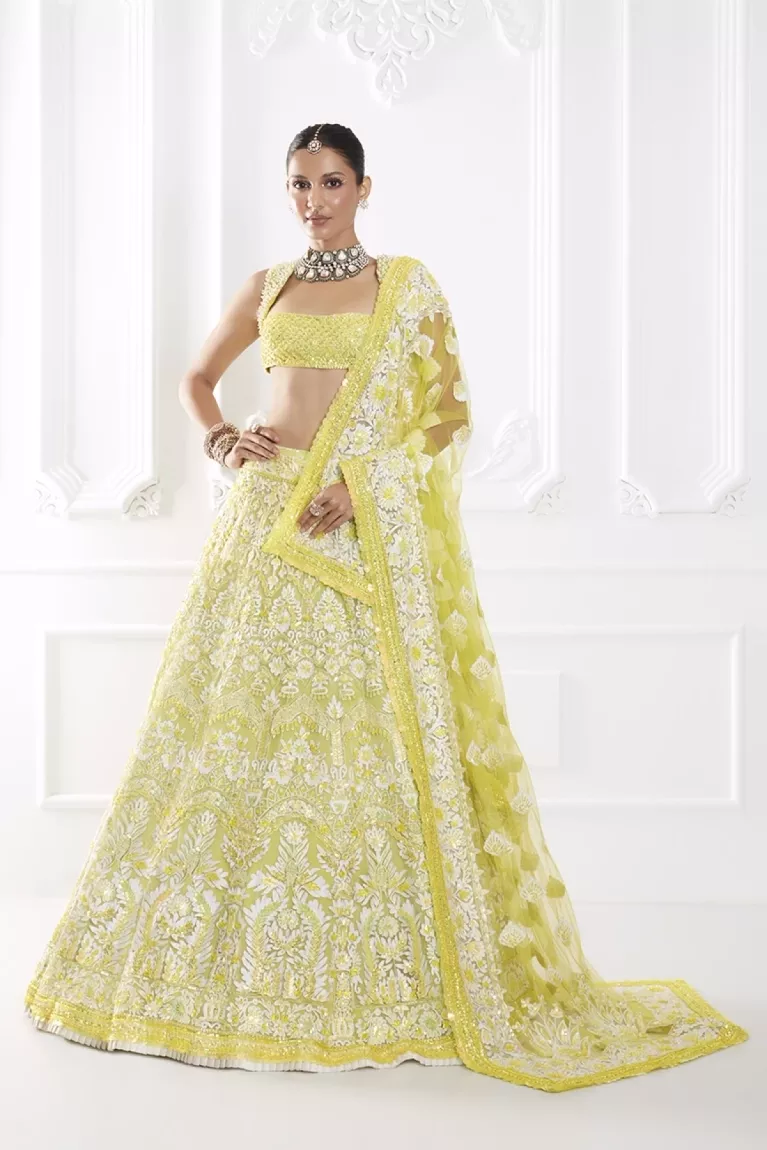 embroidered bridal lehenga