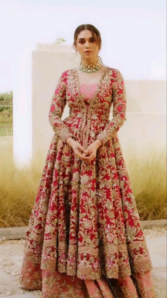 embroidered bridal lehenga