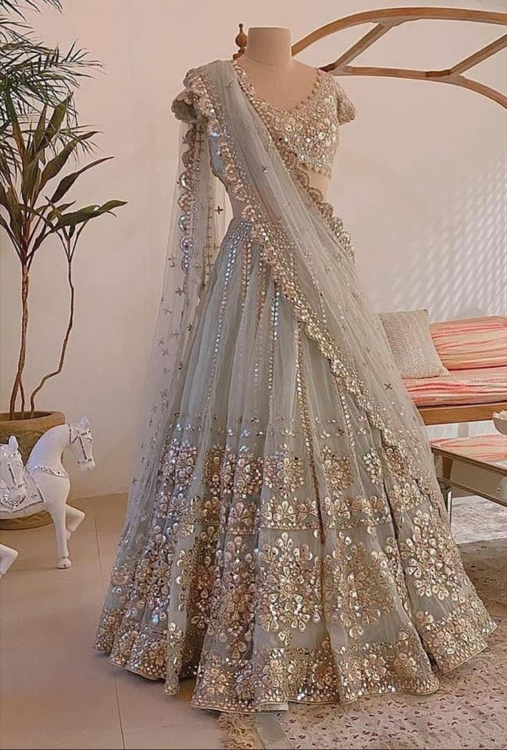 embroidered bridal lehenga